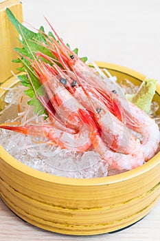 Raw and fresh shrimp sashimi