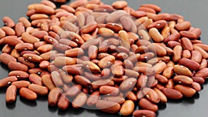 Raw kidney beans