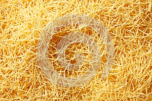 Raw, long vermicelli with eggs