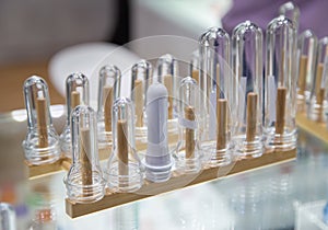 Raw Material Plastic Bottle Blowing Machine