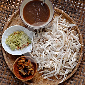 Raw materials vegetarian food,  abalone mushroom, chopped citronella, tamarind sauce