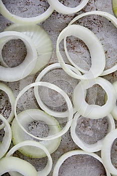 Raw onion rings