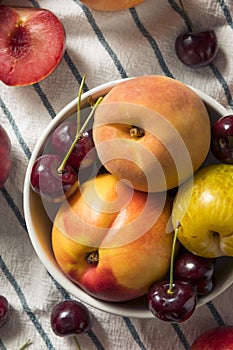 Raw Organic Assorted Stonefruit Peaches