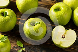 Raw Organic Green Granny Smith Apples