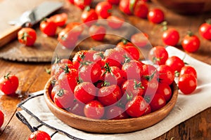 Raw Organic Red Cherry Tomatoes