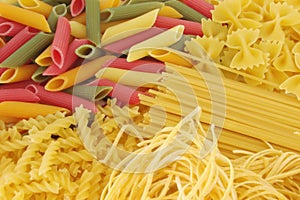 Raw pasta composition