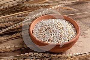 Raw peeled barley grains  (Hordeum vulgare