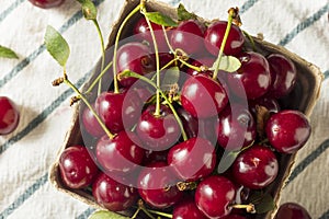 Raw Red Organic Tart Cherries