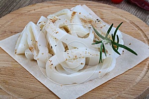 Raw squid rings