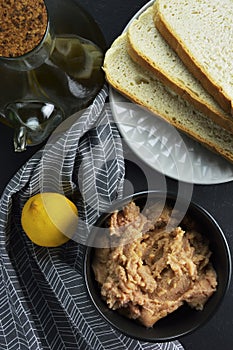 Raw taramas, olive oil , lemon and bread