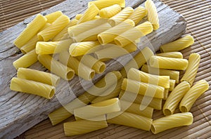 Raw tortiglioni