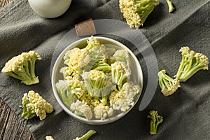 Raw White Baby Cauliflower Florets