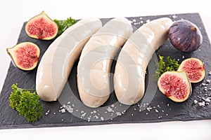 Raw white pudding