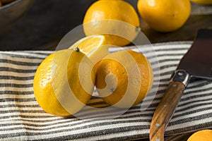 Raw Yellow Organic Meyer Lemons