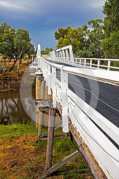 Rawsonville Bridge over the Macquarie River near Dubbo