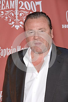 Ray Winstone