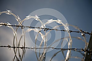 Razor wire