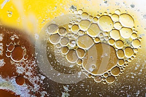 Reaction of liquid bubbles