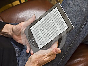 Reading with a Kindle E-reader