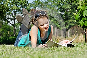 Reading a magazine photo