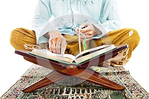Reading quran