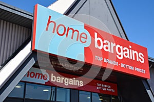 Home Bargains Sign