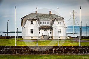 Reagan Gorbachev meeting house