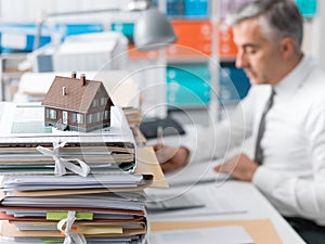 Nemovitost hypotéka půjčky a papírování 