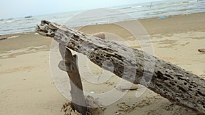 REAL PHOTO - BEACH AND BEAUTIFUL WOODEN POSITION (4)