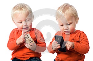 Real toys vs smart phone