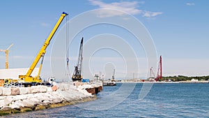 Realization of the movable bulkheads system to save Venice from