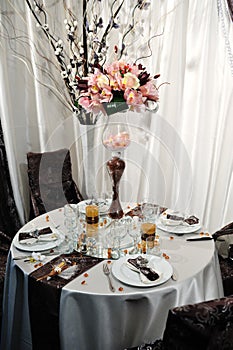 Elegant wedding reception table