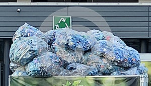 Recicling pending, that Ã®s delayed.