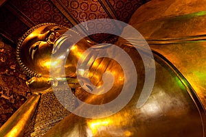 Reclining Buddha photo