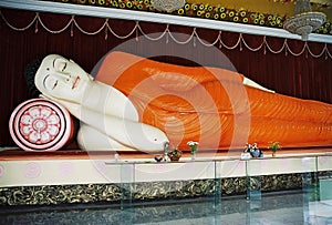 Reclining Buddha