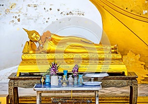 Reclining Buddha