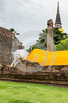 Reclining Buddha