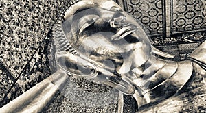 Reclining Buddha gold statue, Wat Pho, Bangkok - Thailand