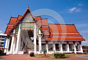 Reclining buddha at Wat Hat Yai Nai photo