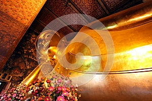 The Reclining Buddha of Wat Pho 1