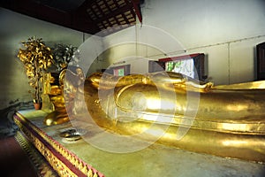 Reclining Buddha at Wat Phra Singh