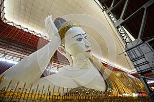 reclining buddha yangon