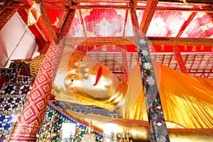 Reclining Golden Buddha at Wat Phra Non Nong Phueng