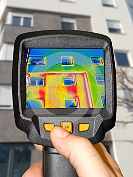 Recording Heat Loss at the Residential building