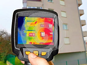 Recording Heat Loss at the Residential building With Thermal Camera