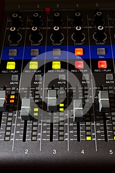 Recording Mixer Board - Headon 02