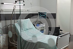 Recovery room with comfortabl bed for patients