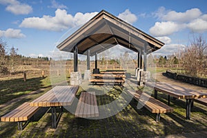 Recreational park with covered space and picnic tables Oregon