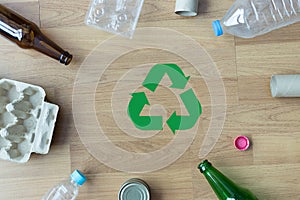 Recyclable garbage consisting glass Savings plastic Plastic Env