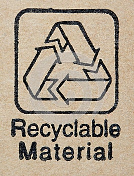 Recyclable materials label